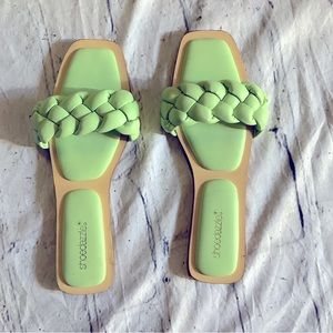SHOEDAZZLE GREEN WOMENS SHOES.